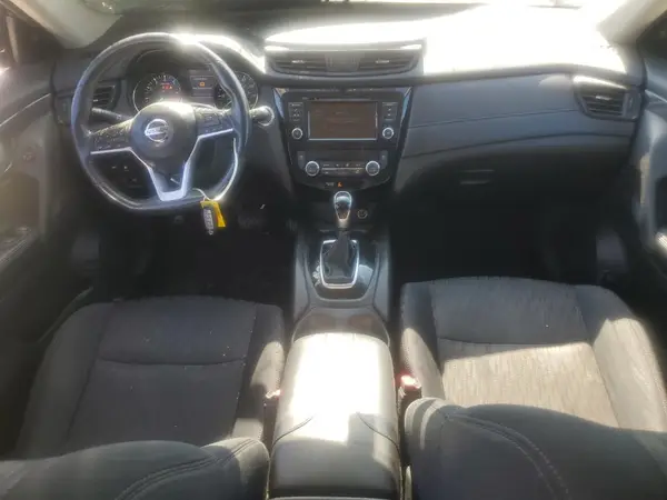 5N1AT2MV8JC711955 2018 NISSAN ROGUE - Image 8