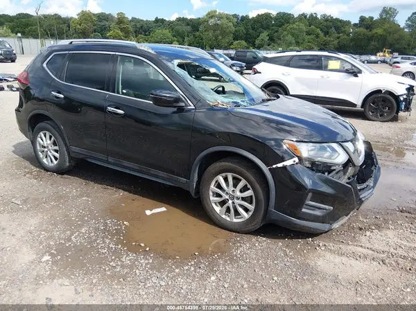 5N1AT2MV8JC712832 2018 NISSAN ROGUE - Image 1