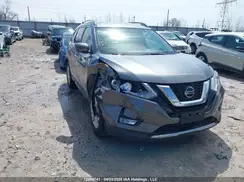 5N1AT2MV8JC735916 2018 NISSAN ROGUE