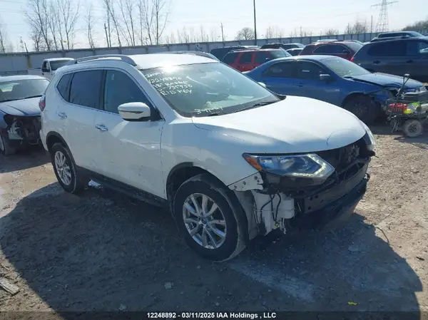 5N1AT2MV8JC735950 2018 NISSAN ROGUE - Image 1