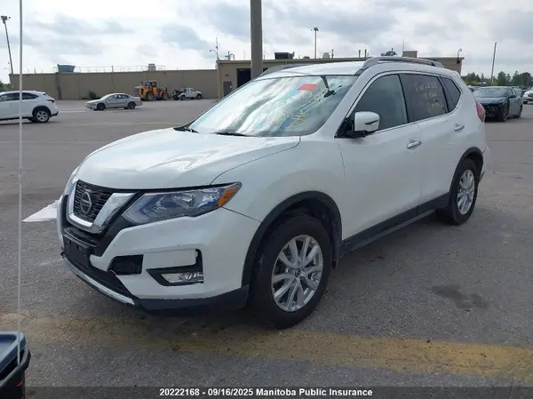 5N1AT2MV8JC741246 2018 NISSAN ROGUE - Image 2