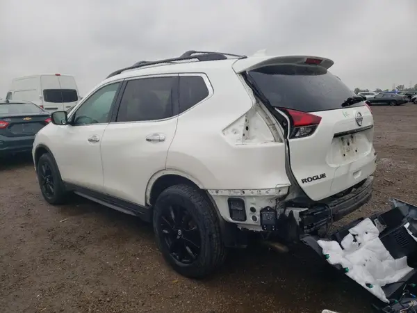 5N1AT2MV8JC743031 2018 NISSAN ROGUE - Image 2
