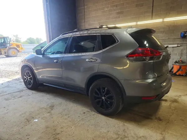 5N1AT2MV8JC748410 2018 NISSAN ROGUE - Image 2