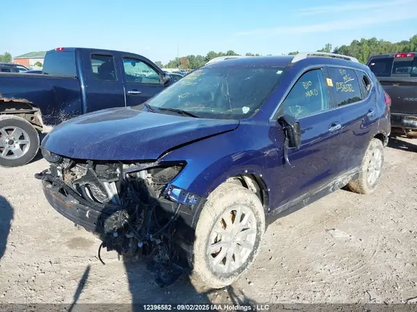 5N1AT2MV8JC748505 2018 NISSAN ROGUE - Image 2