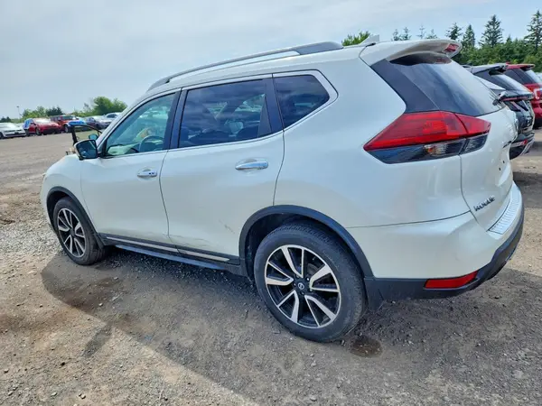 5N1AT2MV8JC749234 2018 NISSAN ROGUE - Image 2