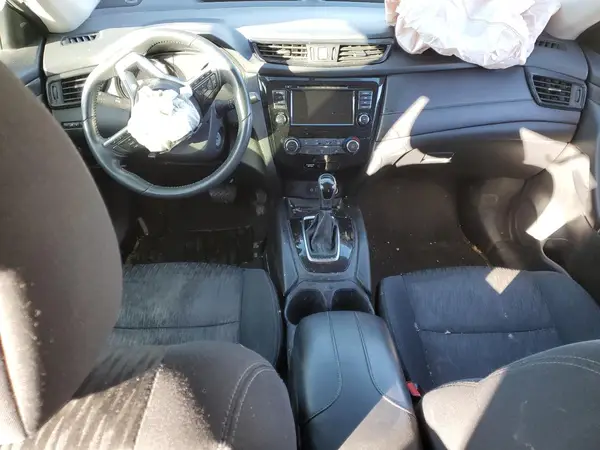 5N1AT2MV8JC751159 2018 NISSAN ROGUE - Image 8