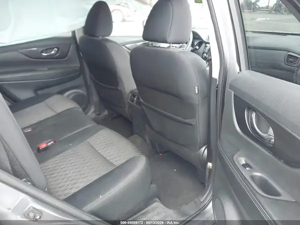 5N1AT2MV8JC751470 2018 NISSAN ROGUE - Image 8