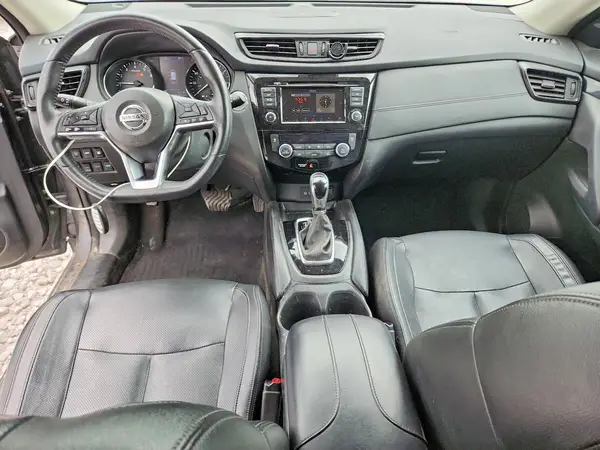 5N1AT2MV8JC755986 2018 NISSAN ROGUE - Image 8