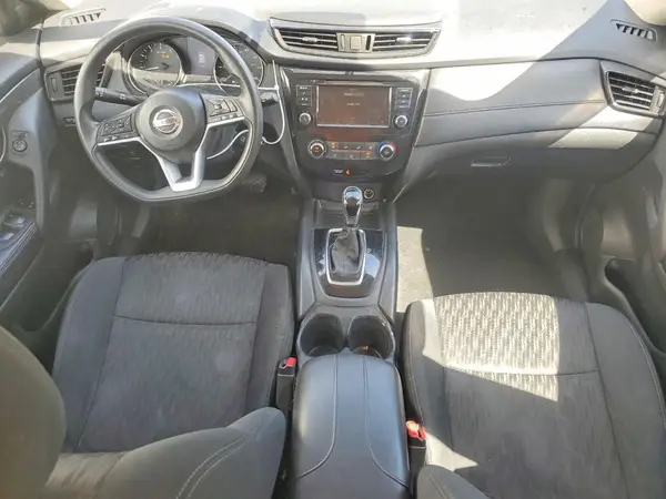 5N1AT2MV8JC756510 2018 NISSAN ROGUE - Image 8