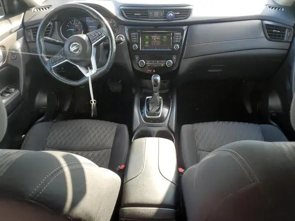 5N1AT2MV8JC759343 2018 NISSAN ROGUE - Image 8