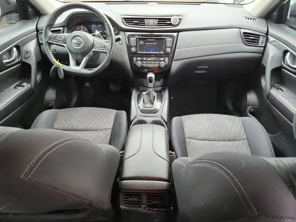 5N1AT2MV8JC760203 2018 NISSAN ROGUE - Image 8