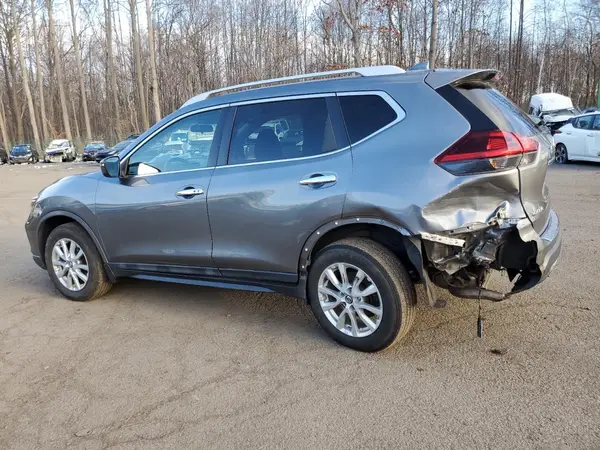 5N1AT2MV8JC775011 2018 NISSAN ROGUE - Image 2