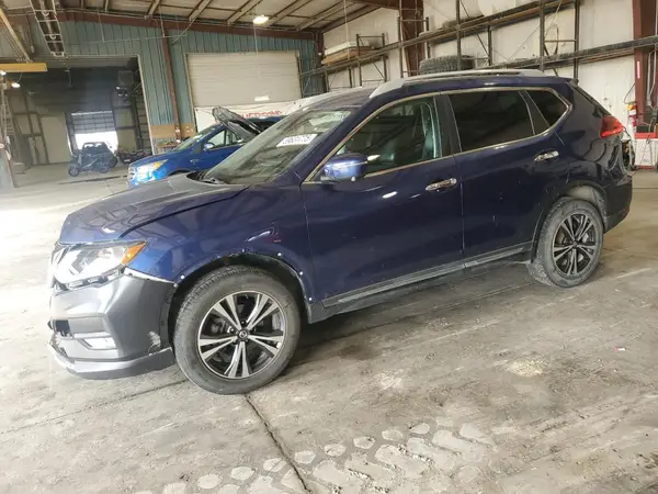 5N1AT2MV8JC776627 2018 NISSAN ROGUE - Image 1