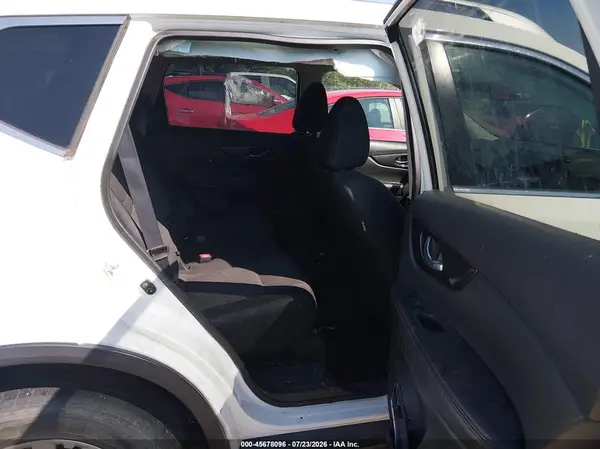 5N1AT2MV8JC780807 2018 NISSAN ROGUE - Image 8