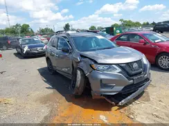 5N1AT2MV8JC785747 2018 NISSAN ROGUE