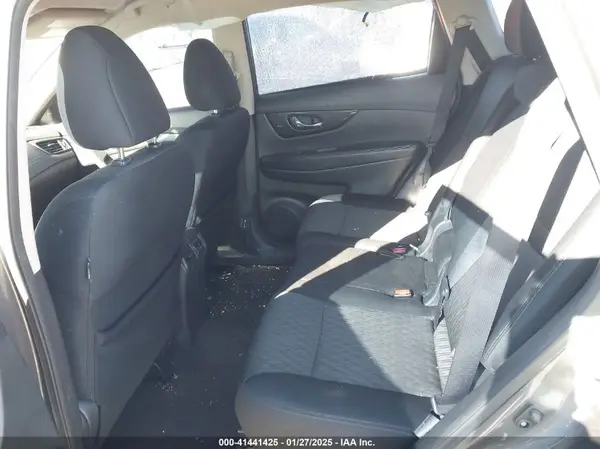 5N1AT2MV8JC786526 2018 NISSAN ROGUE - Image 8