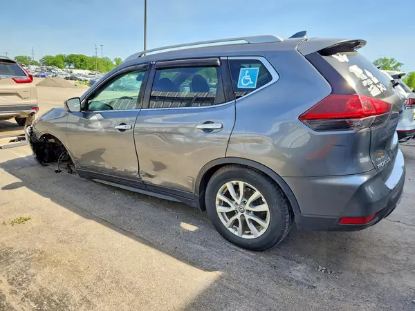 5N1AT2MV8JC787501 2018 NISSAN ROGUE - Image 2