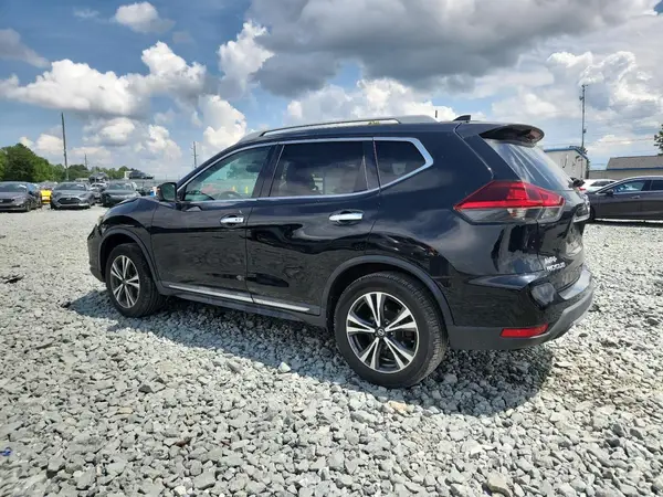 5N1AT2MV8JC787529 2018 NISSAN ROGUE - Image 2