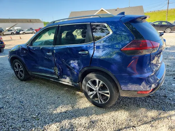 5N1AT2MV8JC793184 2018 NISSAN ROGUE - Image 2