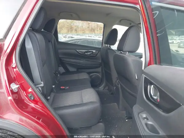 5N1AT2MV8JC794609 2018 NISSAN ROGUE - Image 8