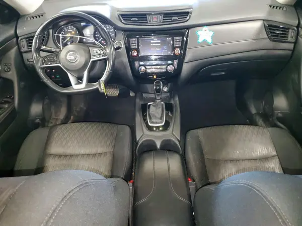 5N1AT2MV8JC800652 2018 NISSAN ROGUE - Image 8