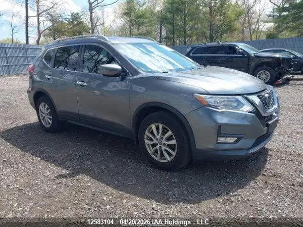 5N1AT2MV8JC804412 2018 NISSAN ROGUE - Image 1