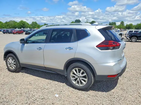 5N1AT2MV8JC806399 2018 NISSAN ROGUE - Image 2