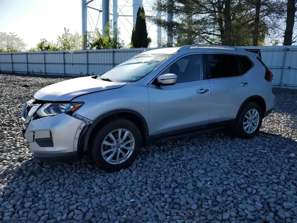 5N1AT2MV8JC807553 2018 NISSAN ROGUE - Image 1