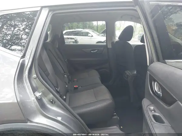 5N1AT2MV8JC809626 2018 NISSAN ROGUE - Image 8