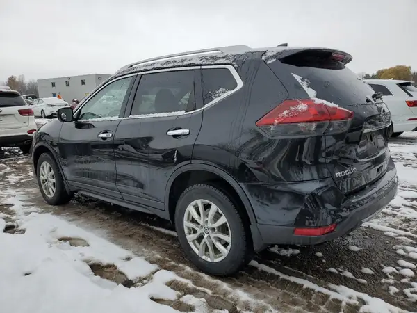 5N1AT2MV8JC810517 2018 NISSAN ROGUE - Image 2