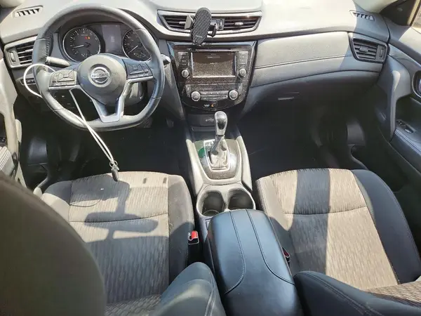 5N1AT2MV8JC812087 2018 NISSAN ROGUE - Image 8