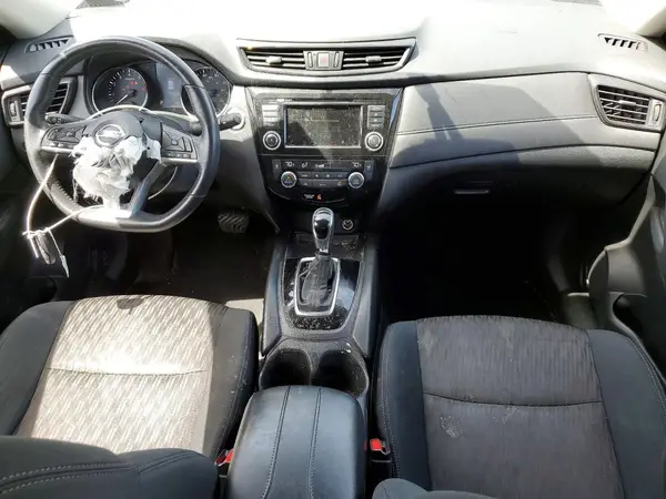 5N1AT2MV8JC814132 2018 NISSAN ROGUE - Image 8
