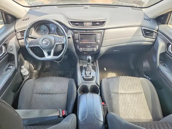 5N1AT2MV8JC814213 2018 NISSAN ROGUE - Image 8