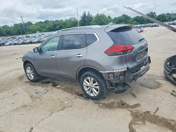 5N1AT2MV8JC816334 2018 NISSAN ROGUE - Image 2