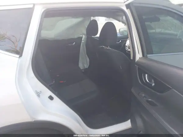 5N1AT2MV8JC818729 2018 NISSAN ROGUE - Image 8