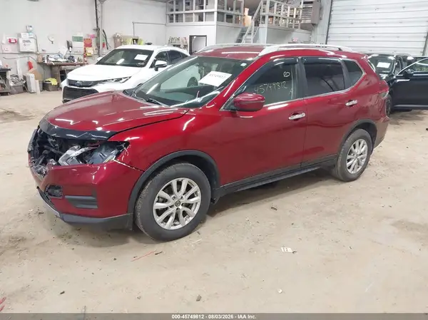 5N1AT2MV8JC821355 2018 NISSAN ROGUE - Image 2