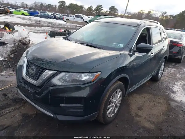 5N1AT2MV8JC832064 2018 NISSAN ROGUE - Image 2