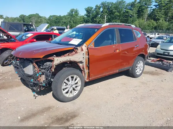 5N1AT2MV8JC832680 2018 NISSAN ROGUE - Image 2