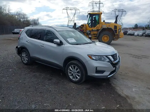 5N1AT2MV8JC833537 2018 NISSAN ROGUE - Image 1