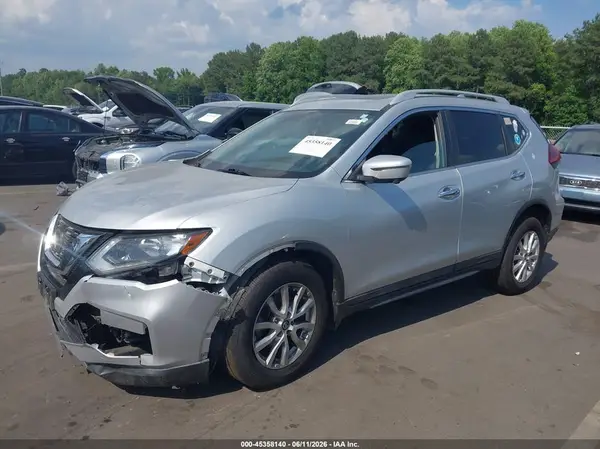 5N1AT2MV8JC834137 2018 NISSAN ROGUE - Image 2