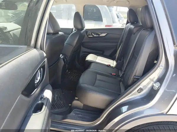 5N1AT2MV8JC834770 2018 NISSAN ROGUE - Image 8