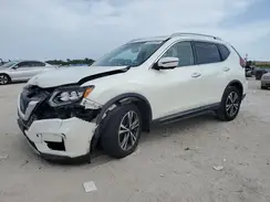 5N1AT2MV8JC837586 2018 NISSAN ROGUE