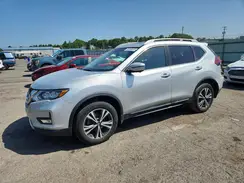 5N1AT2MV8JC839810 2018 NISSAN ROGUE