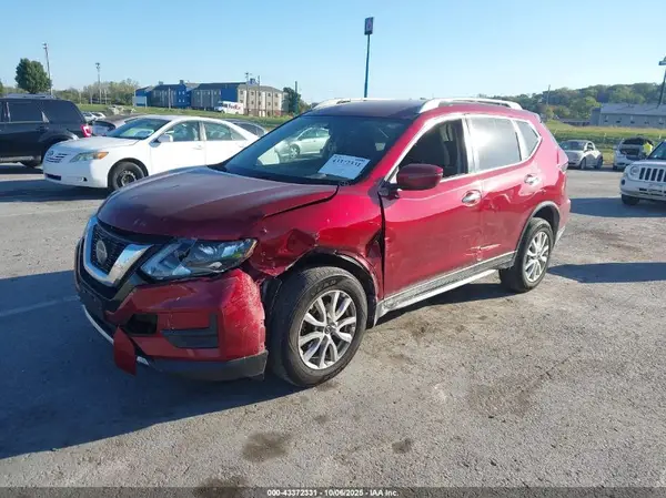 5N1AT2MV8JC840617 2018 NISSAN ROGUE - Image 2