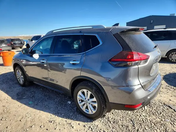 5N1AT2MV8JC840648 2018 NISSAN ROGUE - Image 2