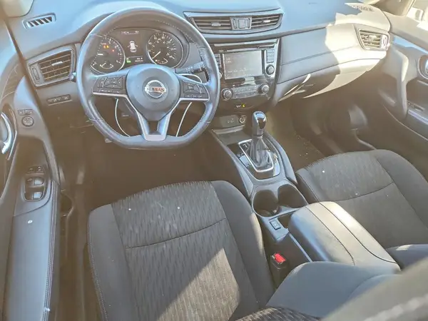 5N1AT2MV8JC840648 2018 NISSAN ROGUE - Image 8