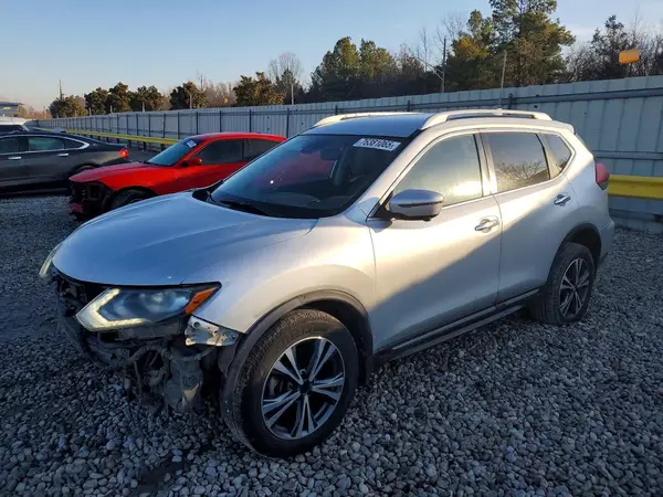 5N1AT2MV8JC844232 2018 NISSAN ROGUE - Image 1