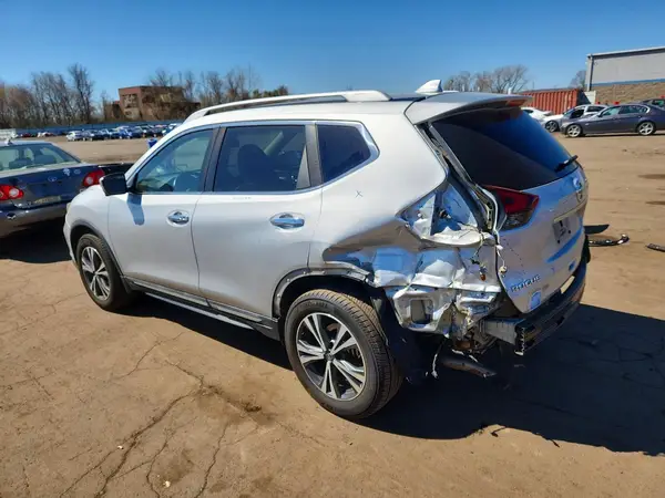 5N1AT2MV8JC846319 2018 NISSAN ROGUE - Image 2