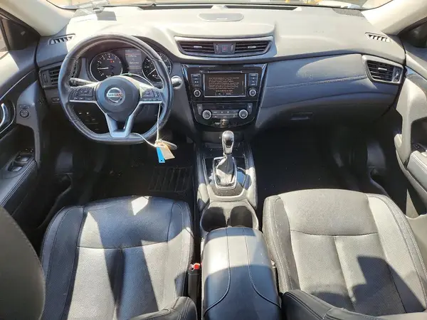 5N1AT2MV8JC846319 2018 NISSAN ROGUE - Image 8