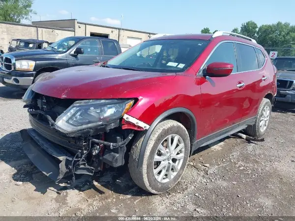 5N1AT2MV8JC846384 2018 NISSAN ROGUE - Image 2
